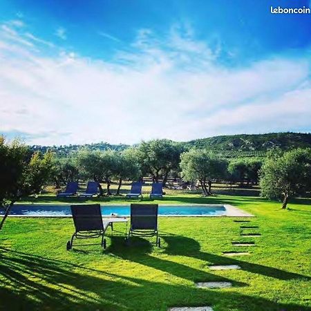 La Bergerie De Cigalon Bed & Breakfast มูริแยส ห้อง รูปภาพ