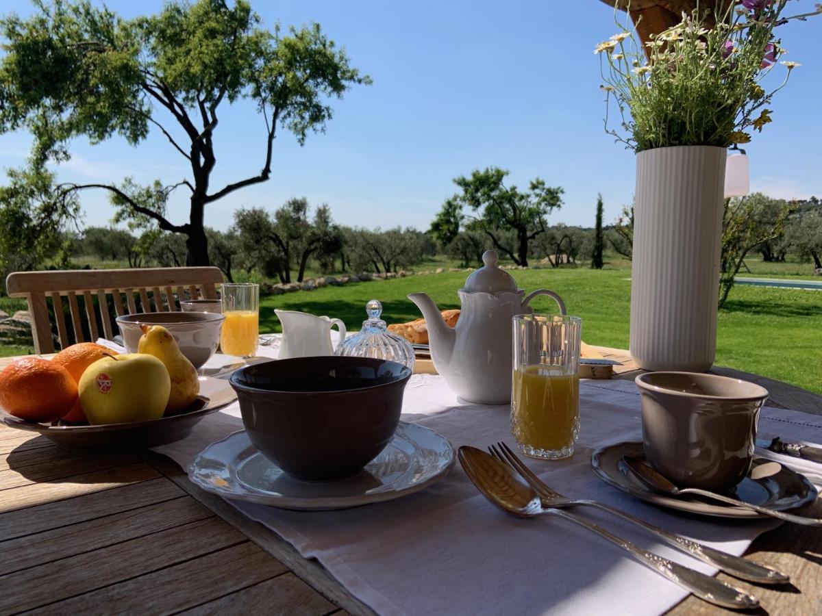 La Bergerie De Cigalon Bed & Breakfast มูริแยส ภายนอก รูปภาพ